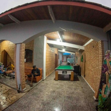 Casa 51 Hostel Ubatuba Kültér fotó